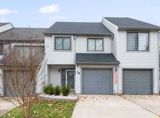 29 Lexington Cir, Matawan, NJ 07747