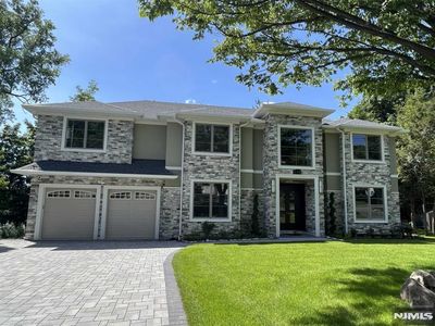 275 Gorden Dr, Paramus, NJ, 07652
