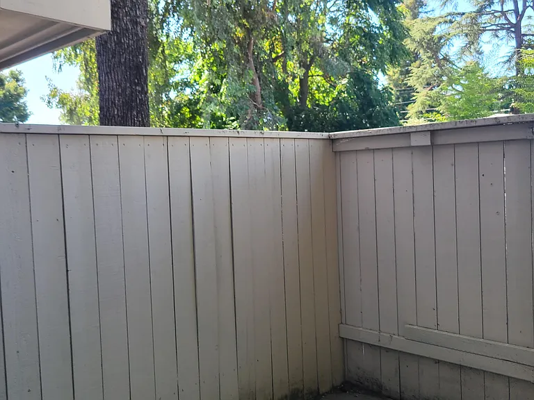 745 F St #5 — Photo 12