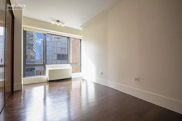 Rented by Sotheby's International Realty | media 3