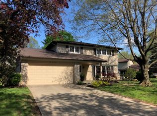 6636 Heather Ln, Columbus, OH 43229