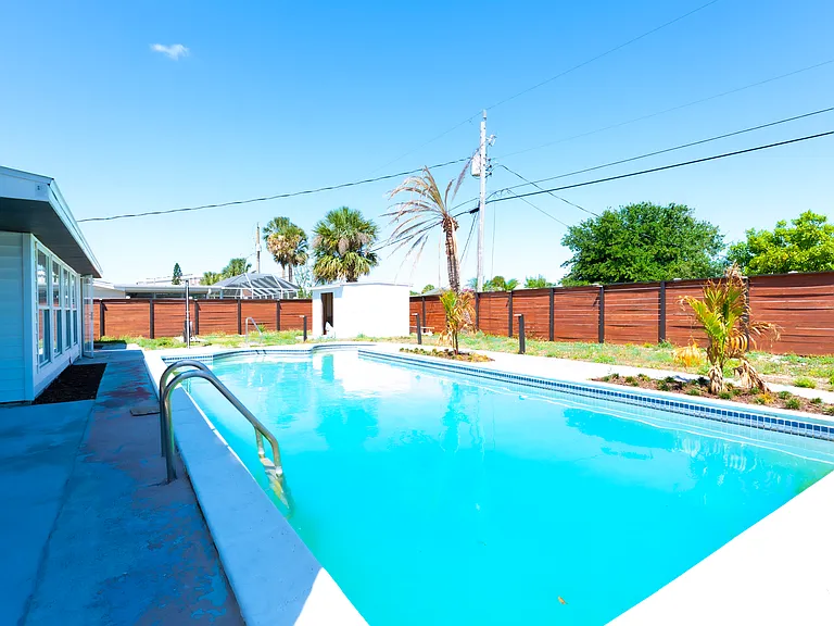 321 Cornell Dr — Photo 34