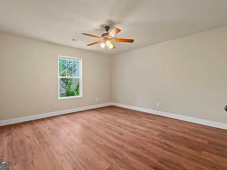 154 Brooks Dr — Photo 12
