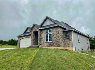 4414 SE Stone Creek Rd, Topeka, KS 66609