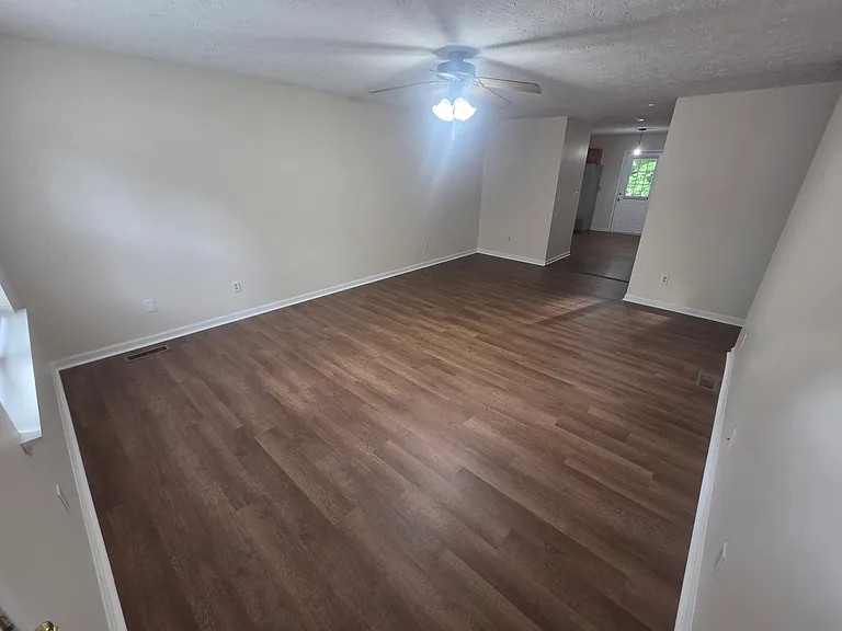 1233 Berdine Way — Photo 18