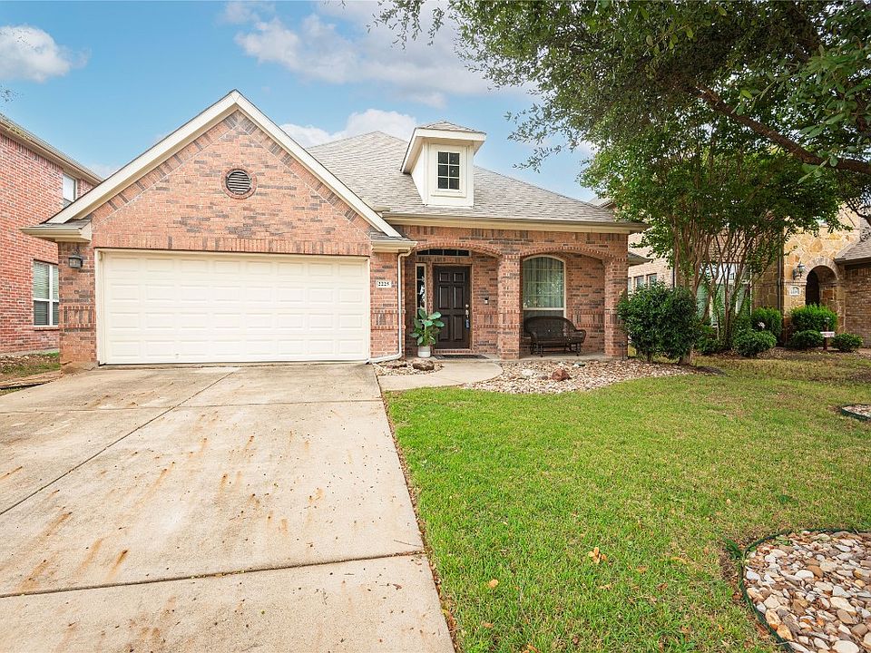 1st image of 2225 Catherine Ln