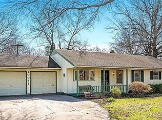 10041 Woodson Dr, Overland Park, KS 66207