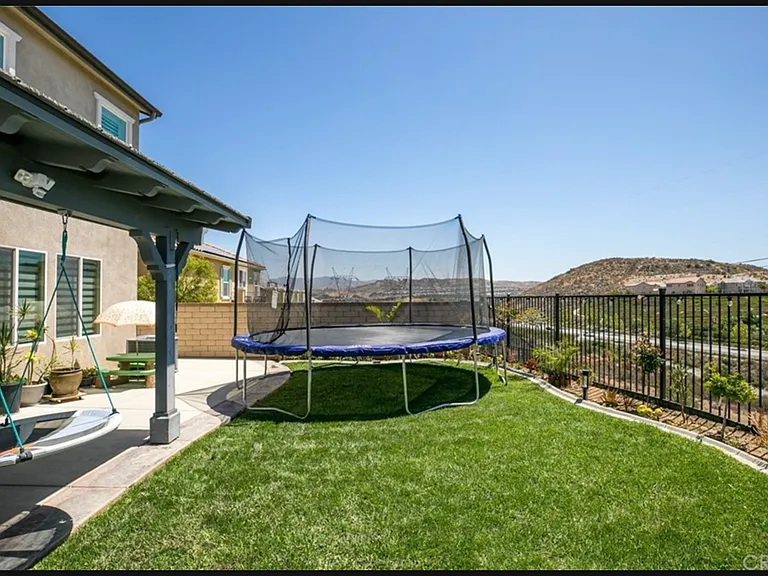 20540 Suzie Ln — Photo 49