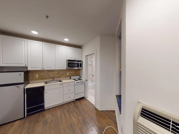 72 Hudson Street image 1 of 31