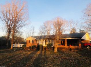 231 Imosa Ln, Hays, NC 28635