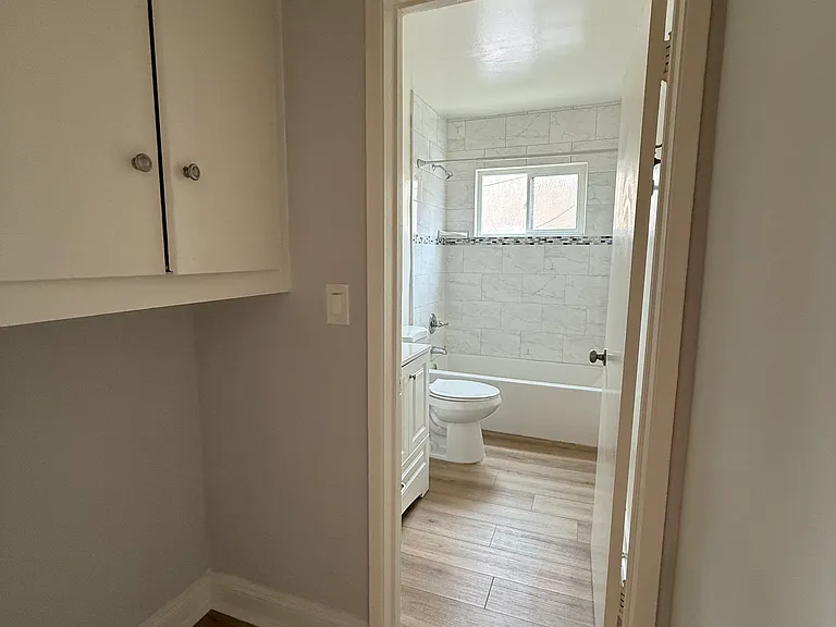 4747 Haskell Ave — Photo 6