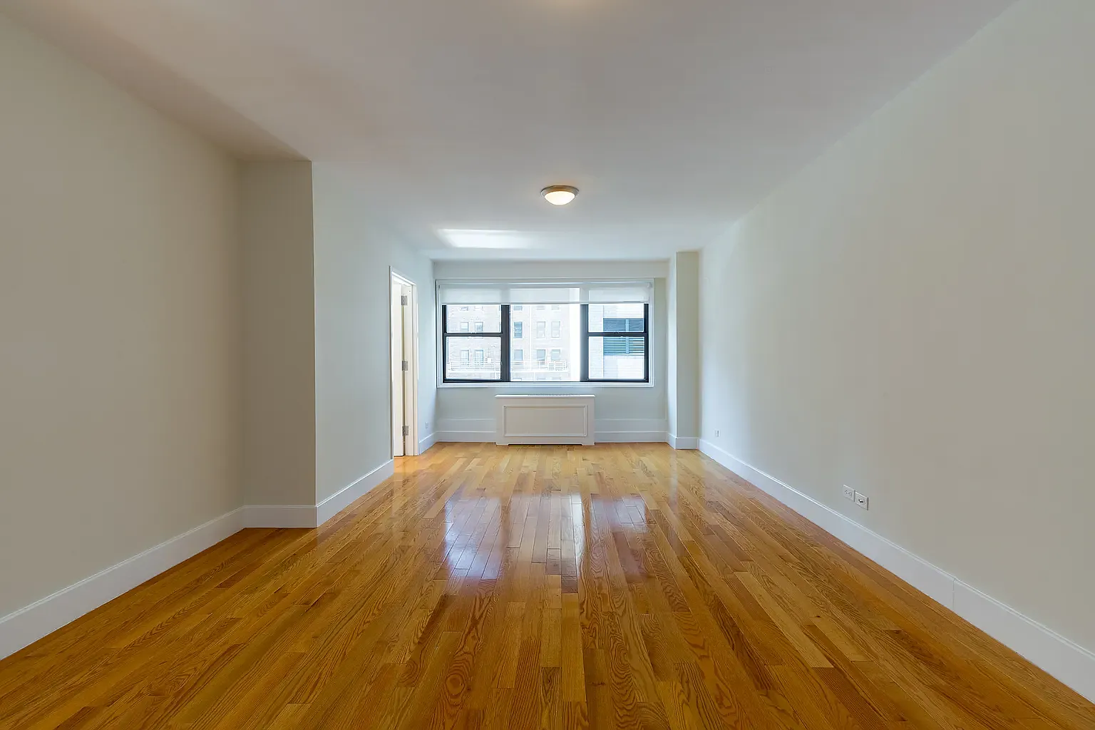 141 East 33rd Street — Photo 1