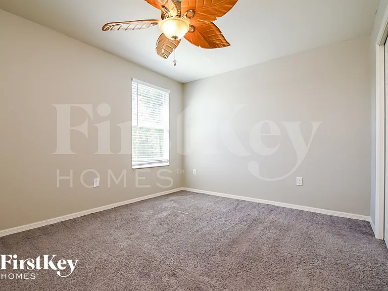 901 Pearly Ridge Ln — Photo 9