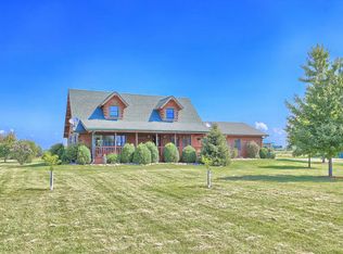 828 County Road 900 N, Champaign, IL 61822
