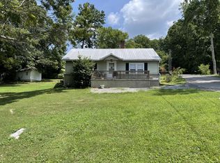 1973 Leming Rd, Morristown, TN 37814