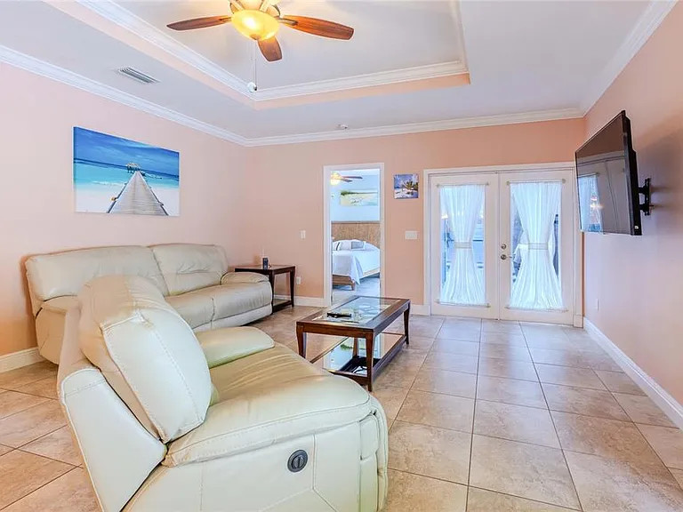 2920 Edgewood Ln — Photo 10
