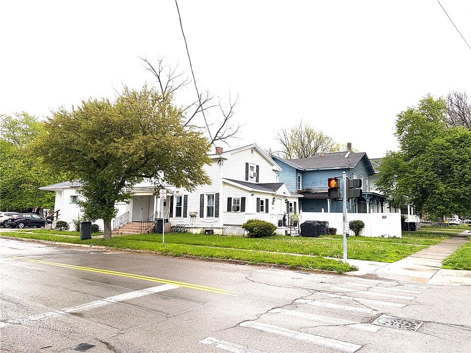 1st image of 403 Walnut St