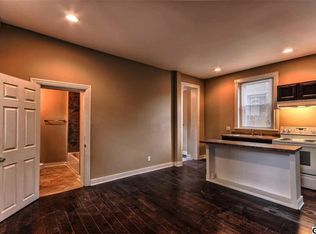2109 Green St APT 3, Harrisburg, PA 17110