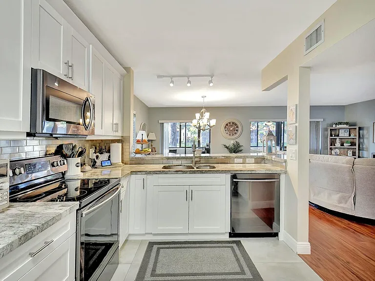 10663 Ocean Palm Way #101 — Photo 14