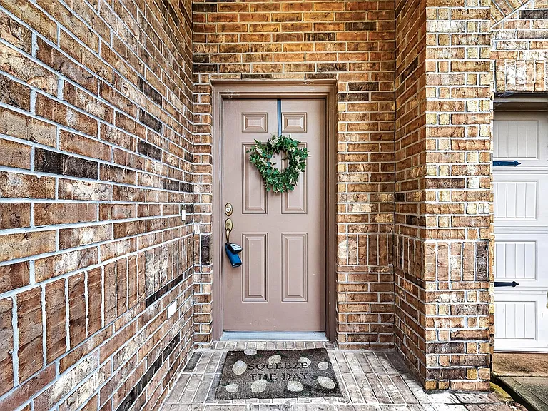 4631 Stolz Trl — Photo 4
