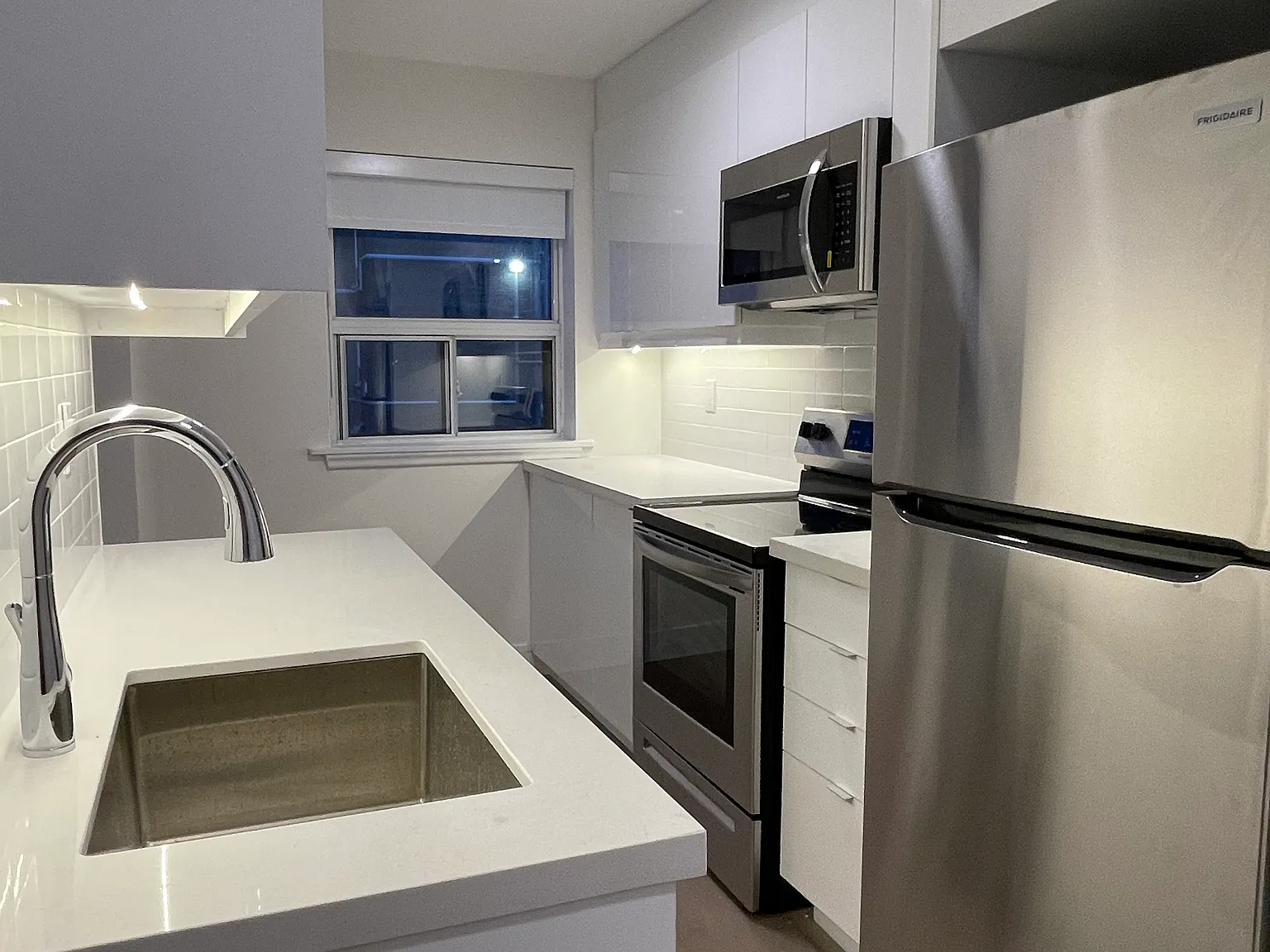 1051 Victoria Park Avenue — Photo 1