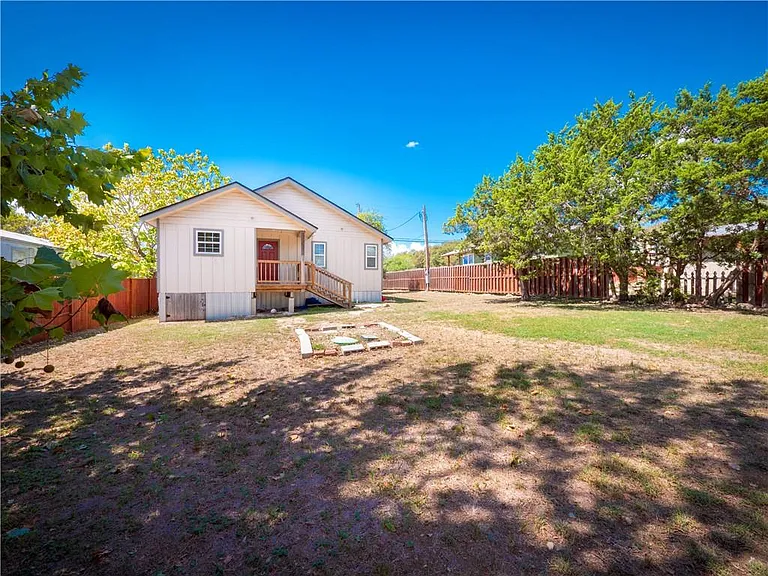 691 Tamarack Dr — Photo 37