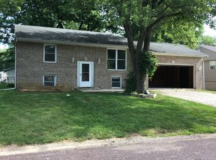 115 Jasmine Blvd, Washington, IL 61571