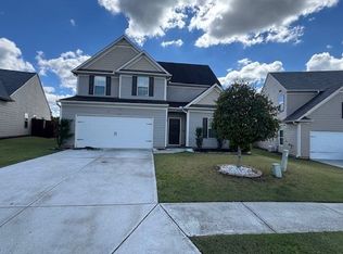 1122 Walnut Creek Cir, Pendergrass, GA 30567