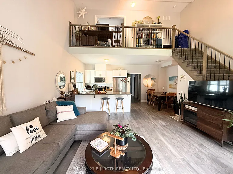 181 Patterson Rd #UPPER LEVEL — Photo 10