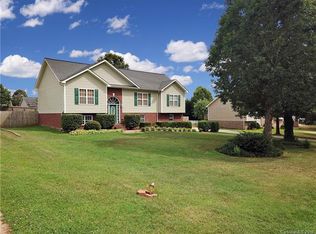 2261 Burris Rd, Conover, NC 28613