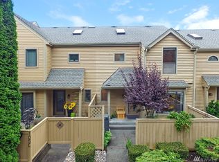 105 Chinook Ln UNIT B, Steilacoom, WA 98388