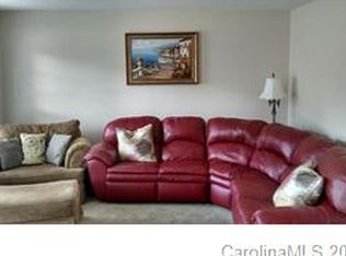 2232 Ballingarry Dr, Statesville, NC 28625