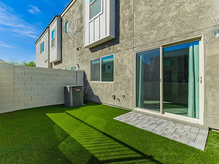 2265 W Echo Ln — Photo 22