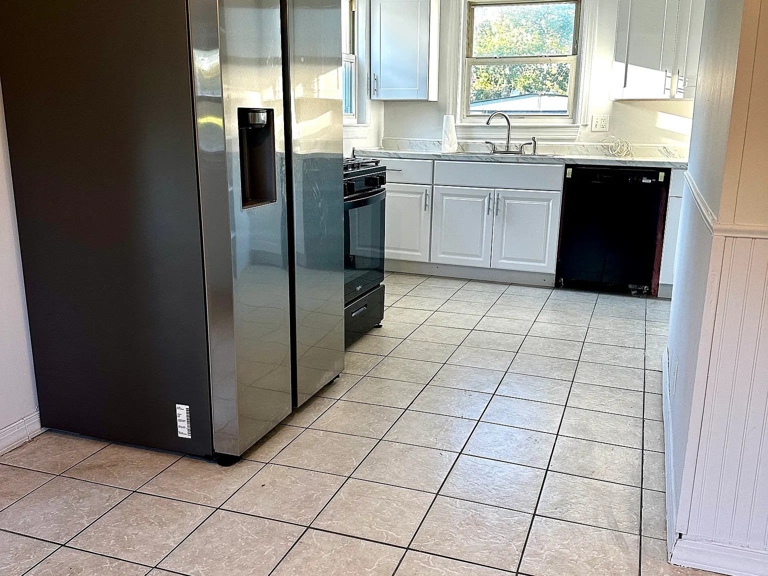 3 bed, 1250 sqft, $2,900 — Photo 3