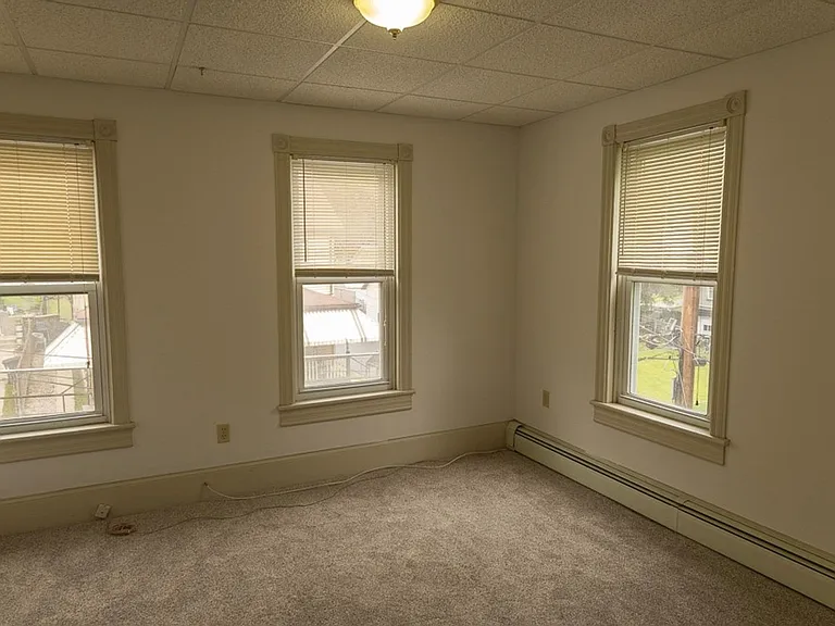 221 Center St — Photo 21