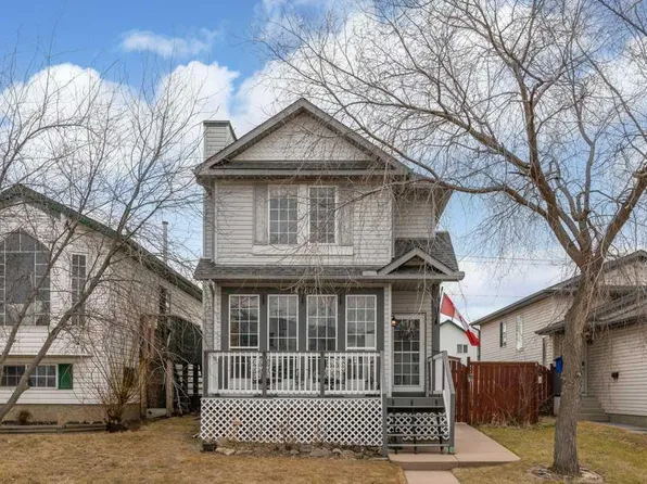 14760 NW Mount McKenzie Dr SE, Calgary, AB T2Z 2V1