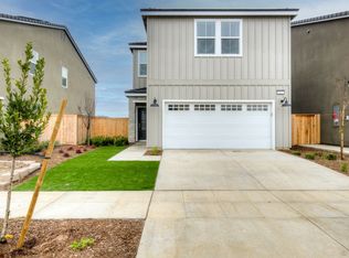 905 Plum Tree Ave, Clovis, CA