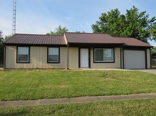 1430 Hunters Ln, Radcliff, KY 40160