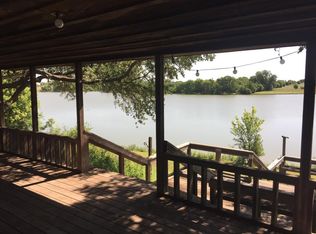 3060 Longbranch Rd, Waxahachie, TX 75167