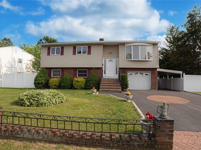 270 Silver Street, West Babylon, NY, 11704