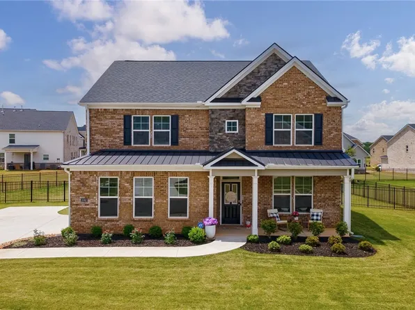 2062 Brookside Circle, Statham, GA 30666