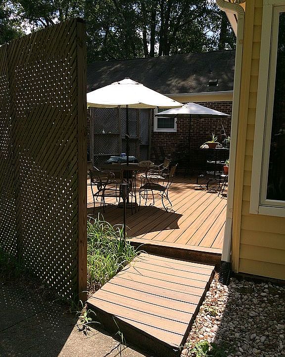 2nd image of 140 Montclair Cir