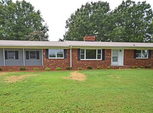 2320 Olivet Church Rd, Winston Salem, NC 27106