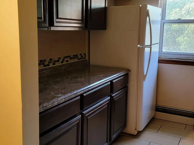 55 Gill Ln #50 — Photo 4