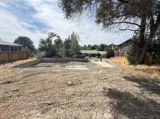 712 NW 6th St, Pendleton, OR 97801