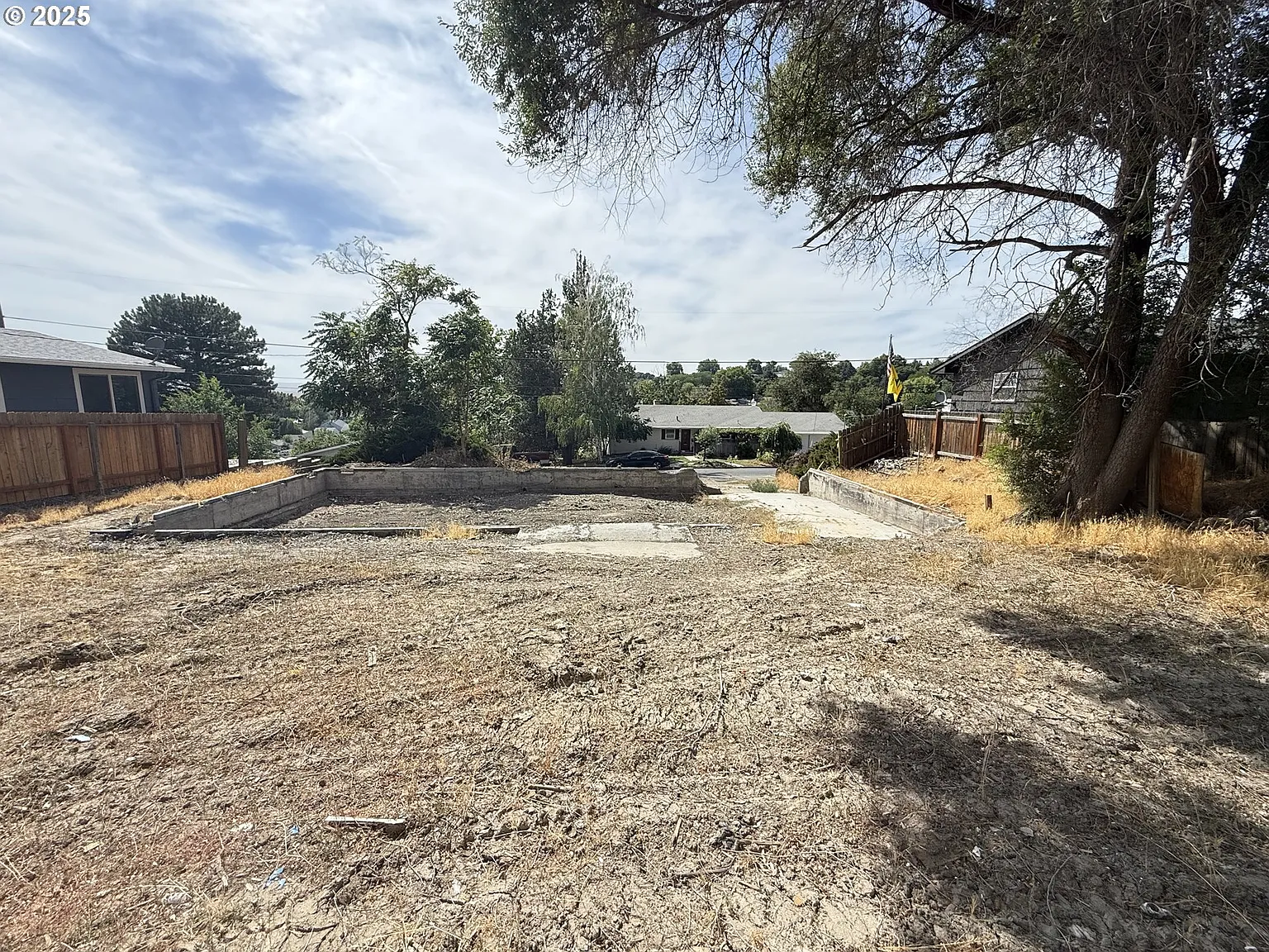 712 NW 6th St photo 1