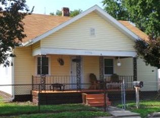 1336 Jefferson Ave, Charleston, IL