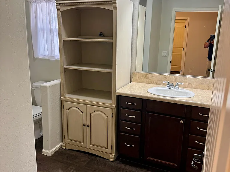 2122 E Cloud Rd — Photo 12