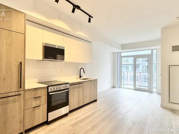 1635 Military Trl, Toronto, ON