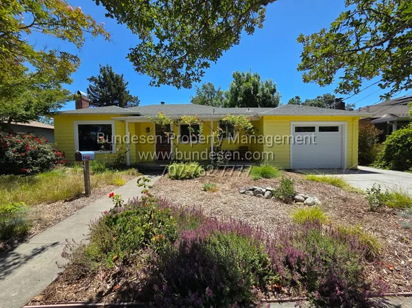 3200 Spring Creek Dr, Santa Rosa, CA 95405